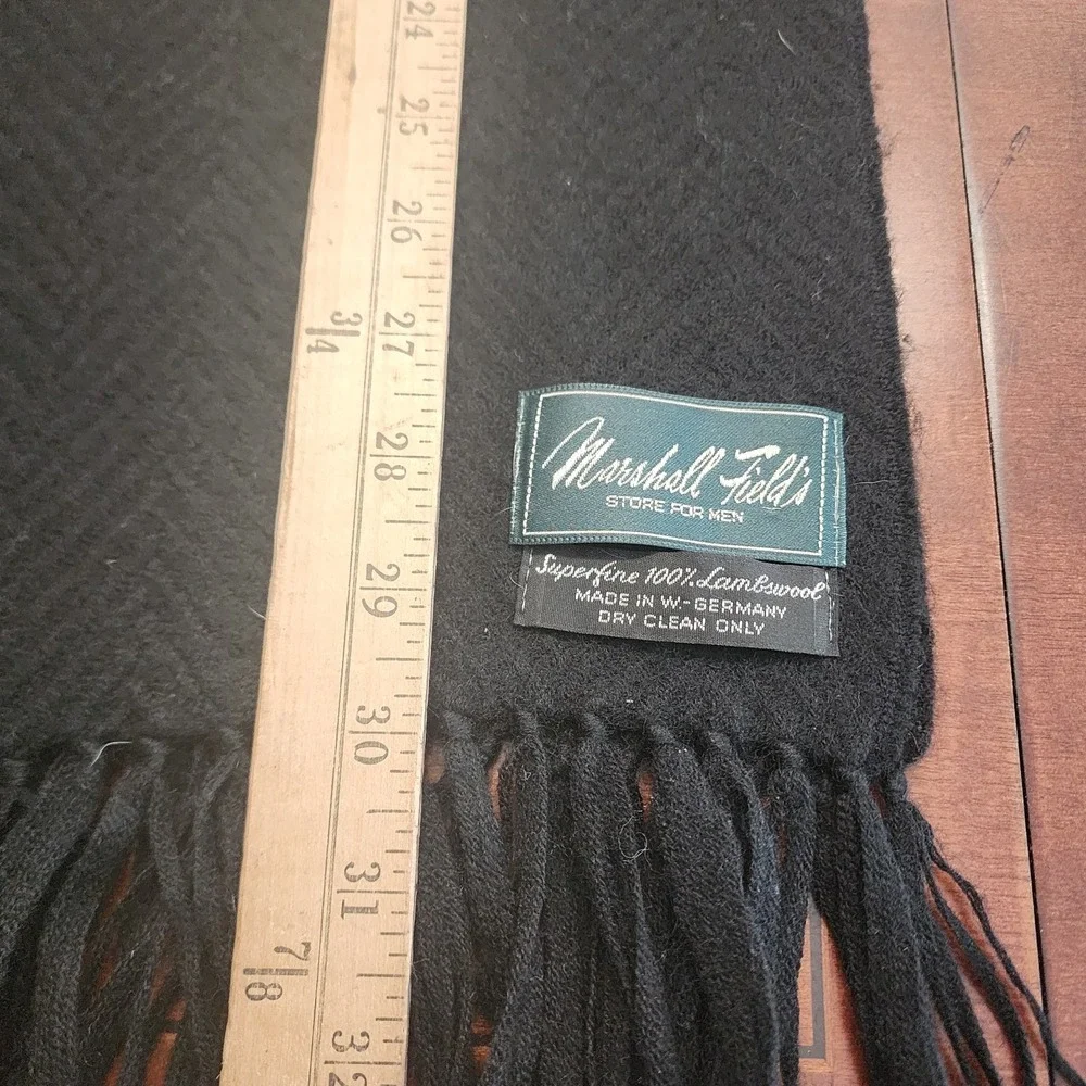 Black‎ 100% Superfine Lambswool Handwoven Scarf, Marshall Field & Co. W. Germany